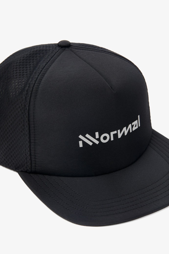 NNormal Hike Cap Mustat | YJENFPM-47