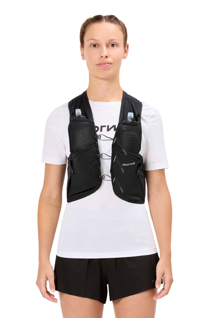 NNormal Race vest 5l Vests Mustat | JRCZDOE-58